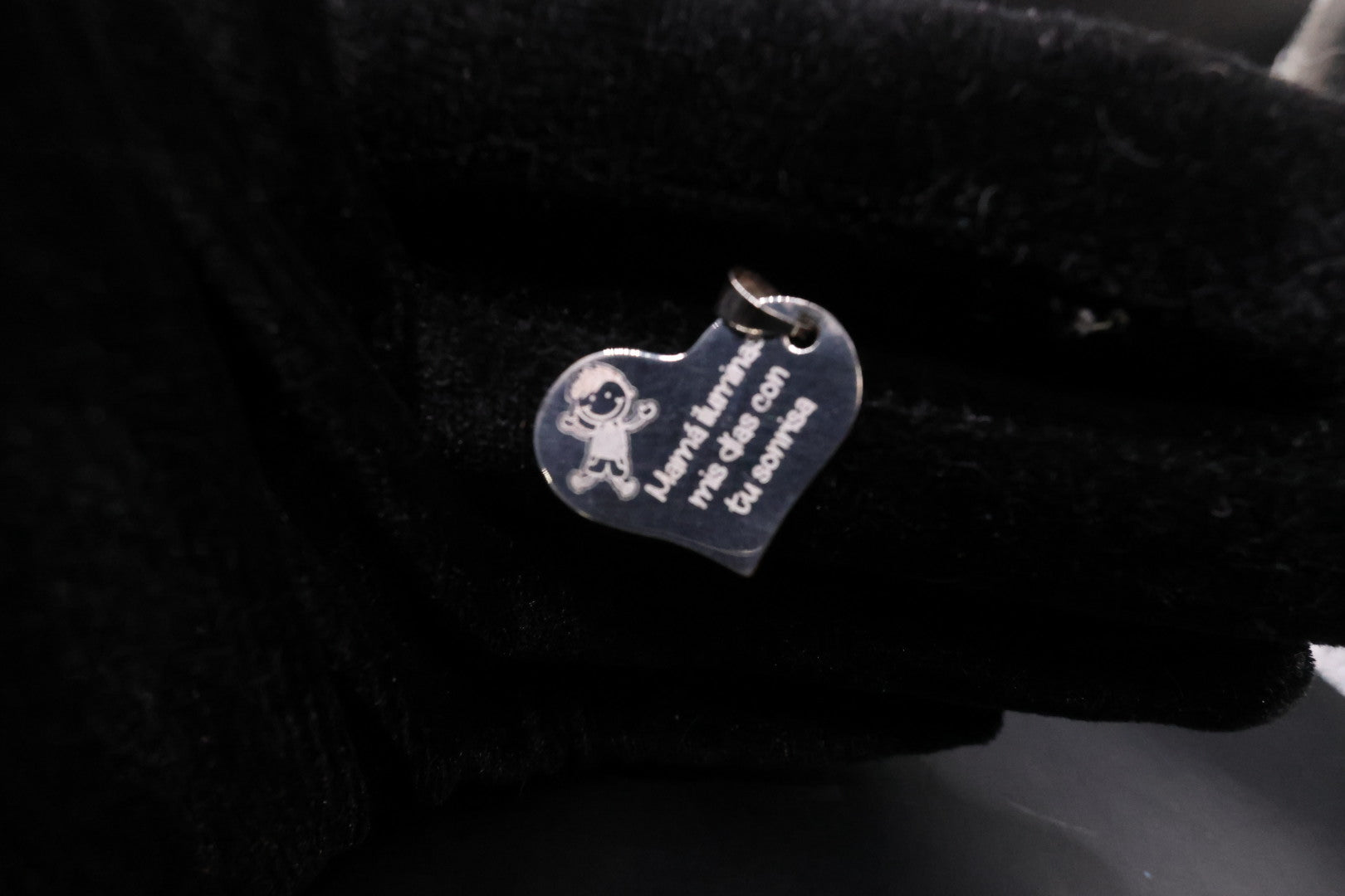 Mom message pendant (laser engraved)