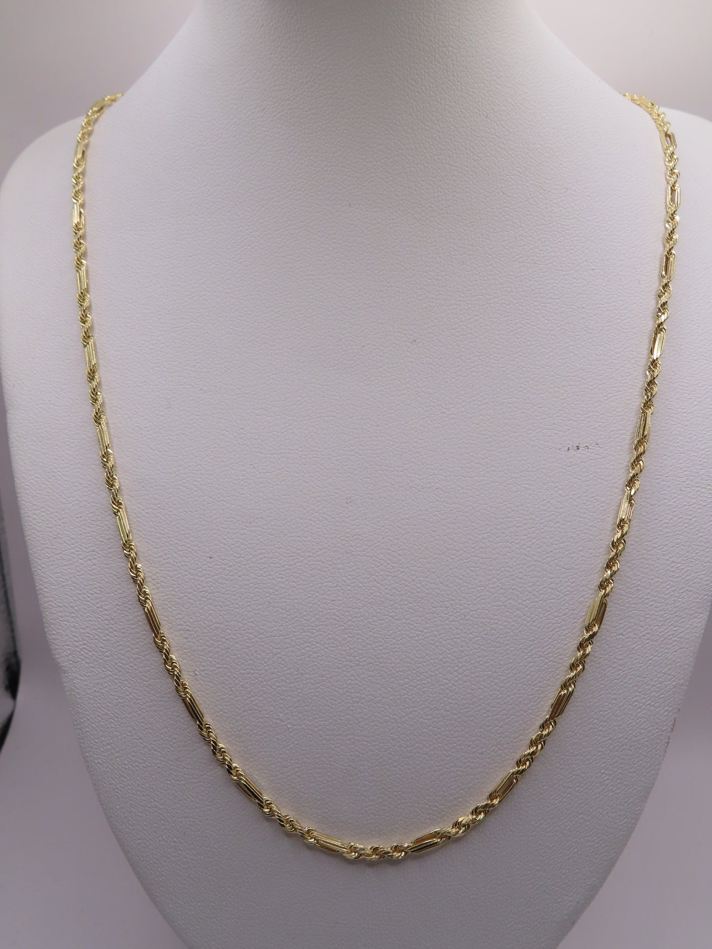 10K Italian Gold Rope Figaro chain