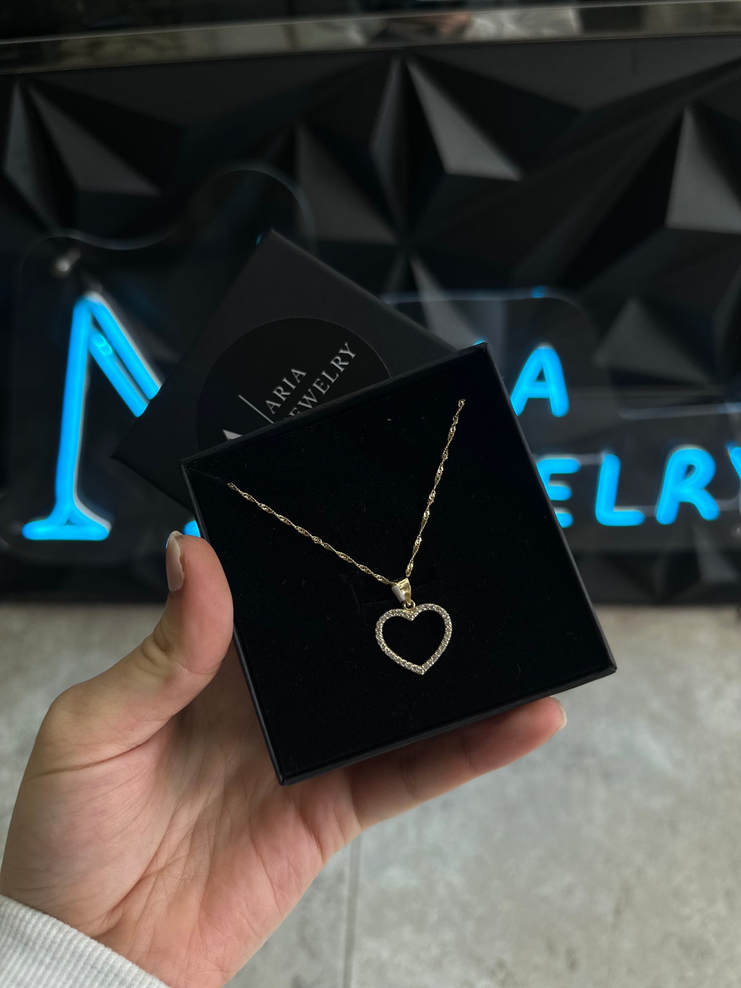 10k gold heart necklace set