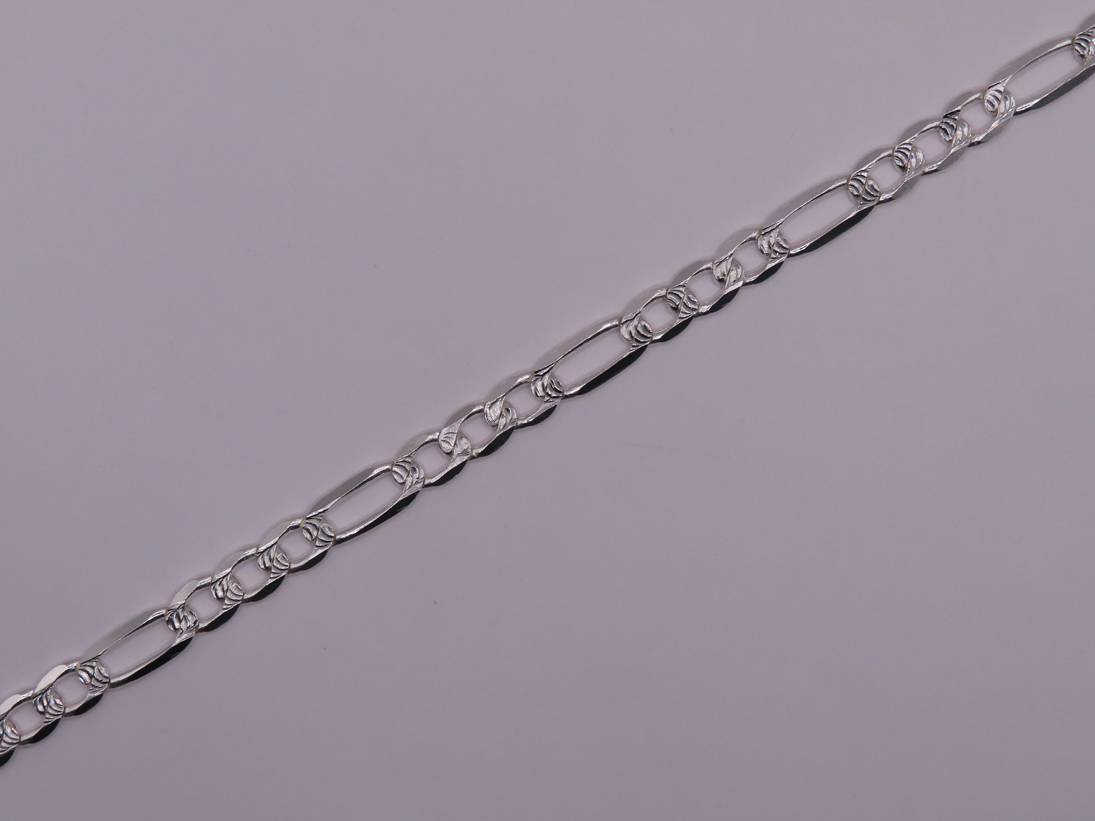 Diamonds Cut Figaro Chain 23.5in/6mm