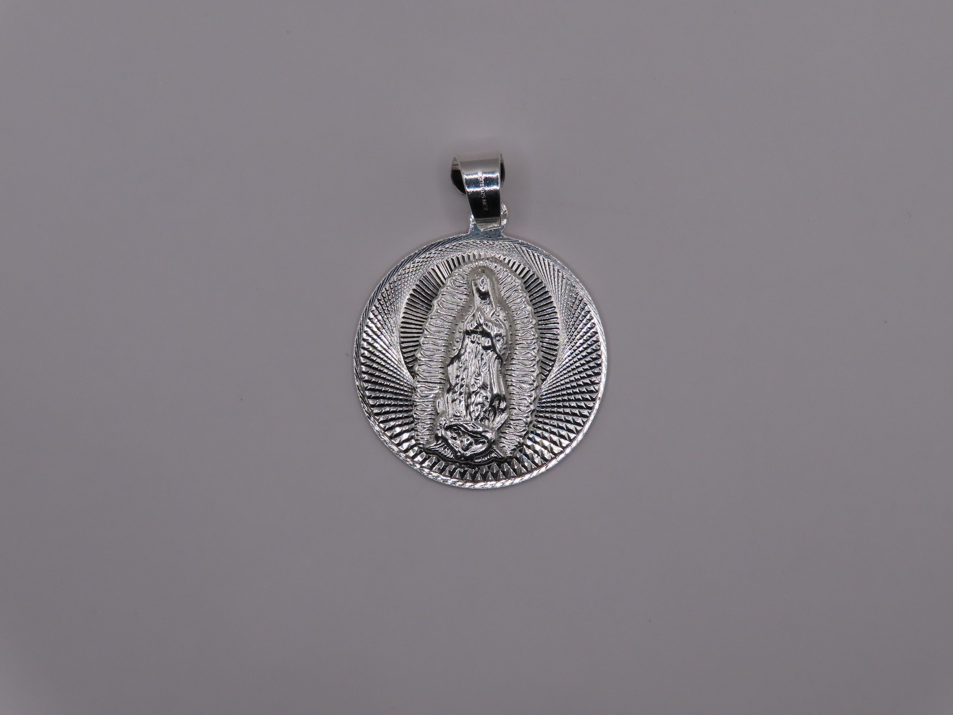 VIRGENCITA Pendant 4cm