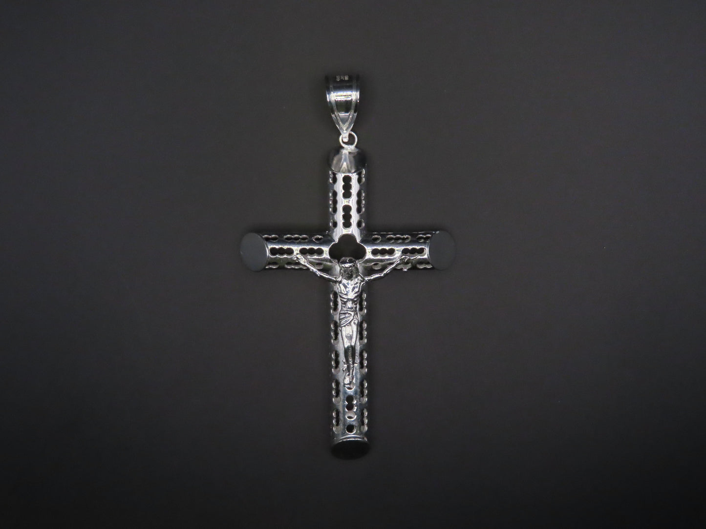 Cross with Jesus 8.2cm/4.5cm